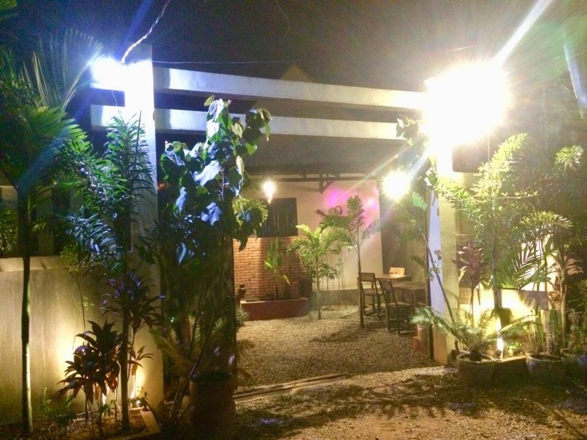 Happy Hippies Hostel Siem Reap Exterior foto